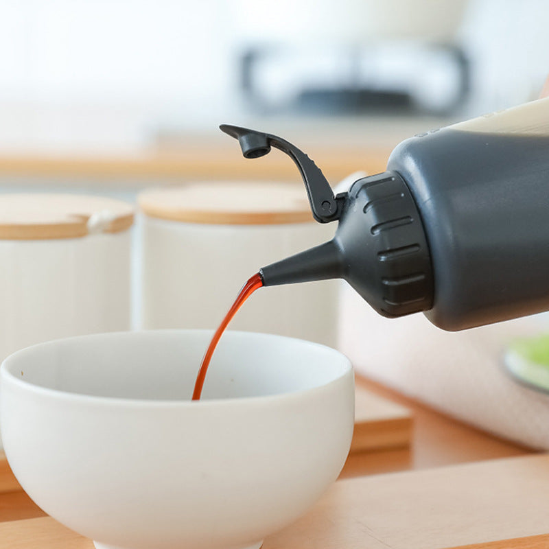 Kitchen Salad Dressing Press Squeeze Oil Bottle With Scale Plastic Seasoning Bottle Tip Mouth Jam Bottle Oil Pot